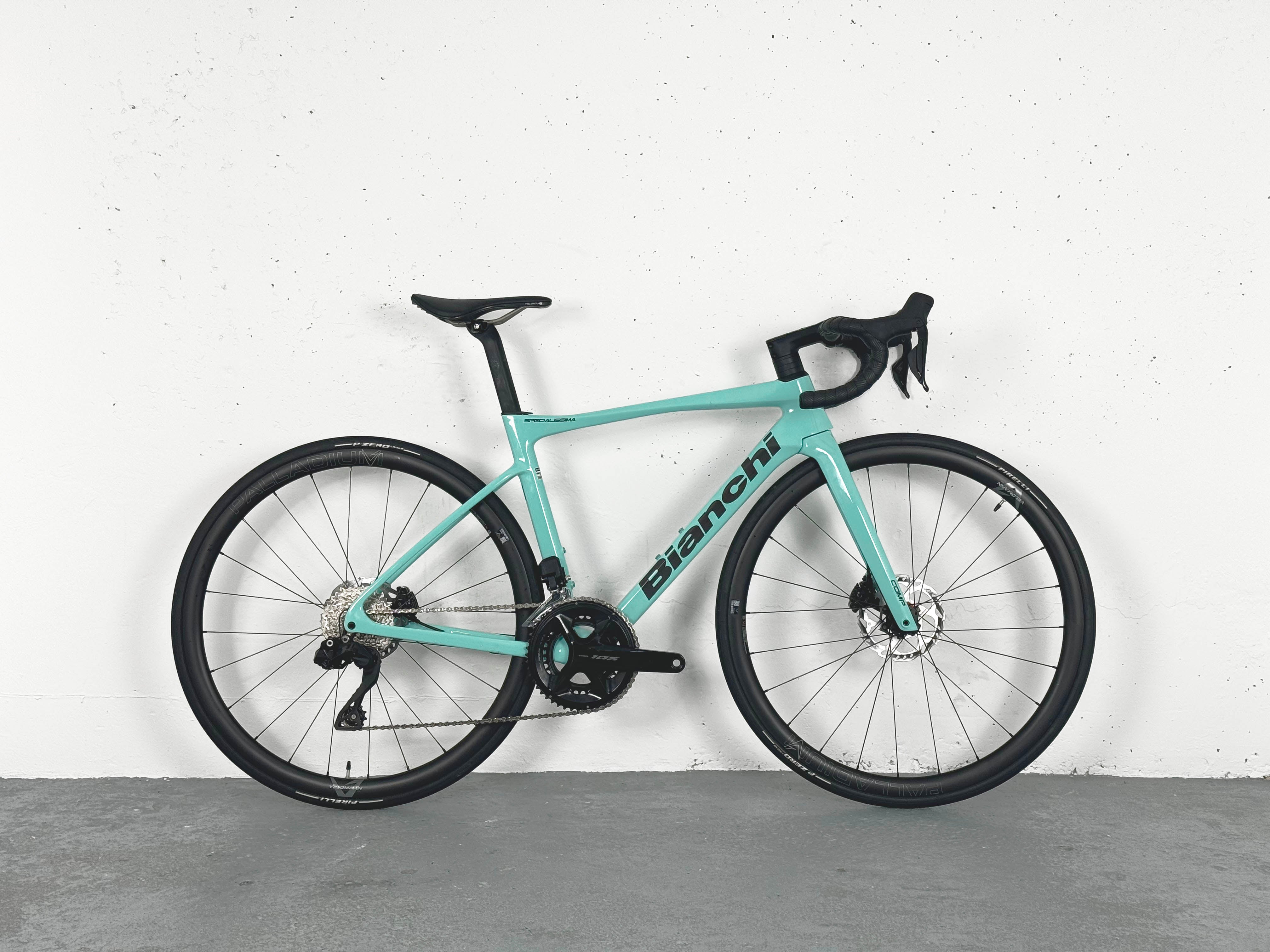 Bianchi Specialissima Shimano 105 di2 Taille 52 / Roues Carbon Velomann Palladium