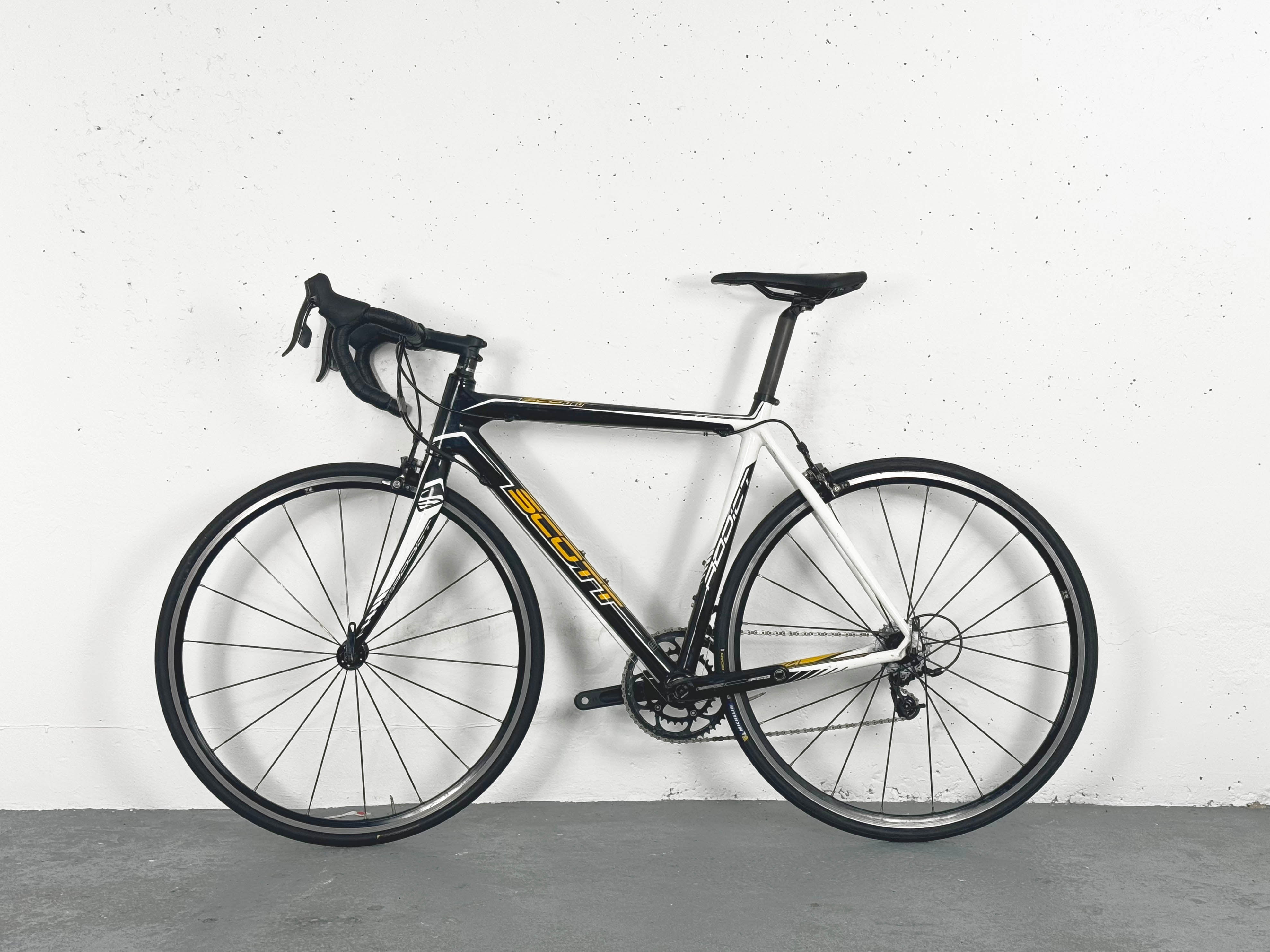 Scott Addict R4 Sram Rival Taille 54 / Roues Mavic Akisum One