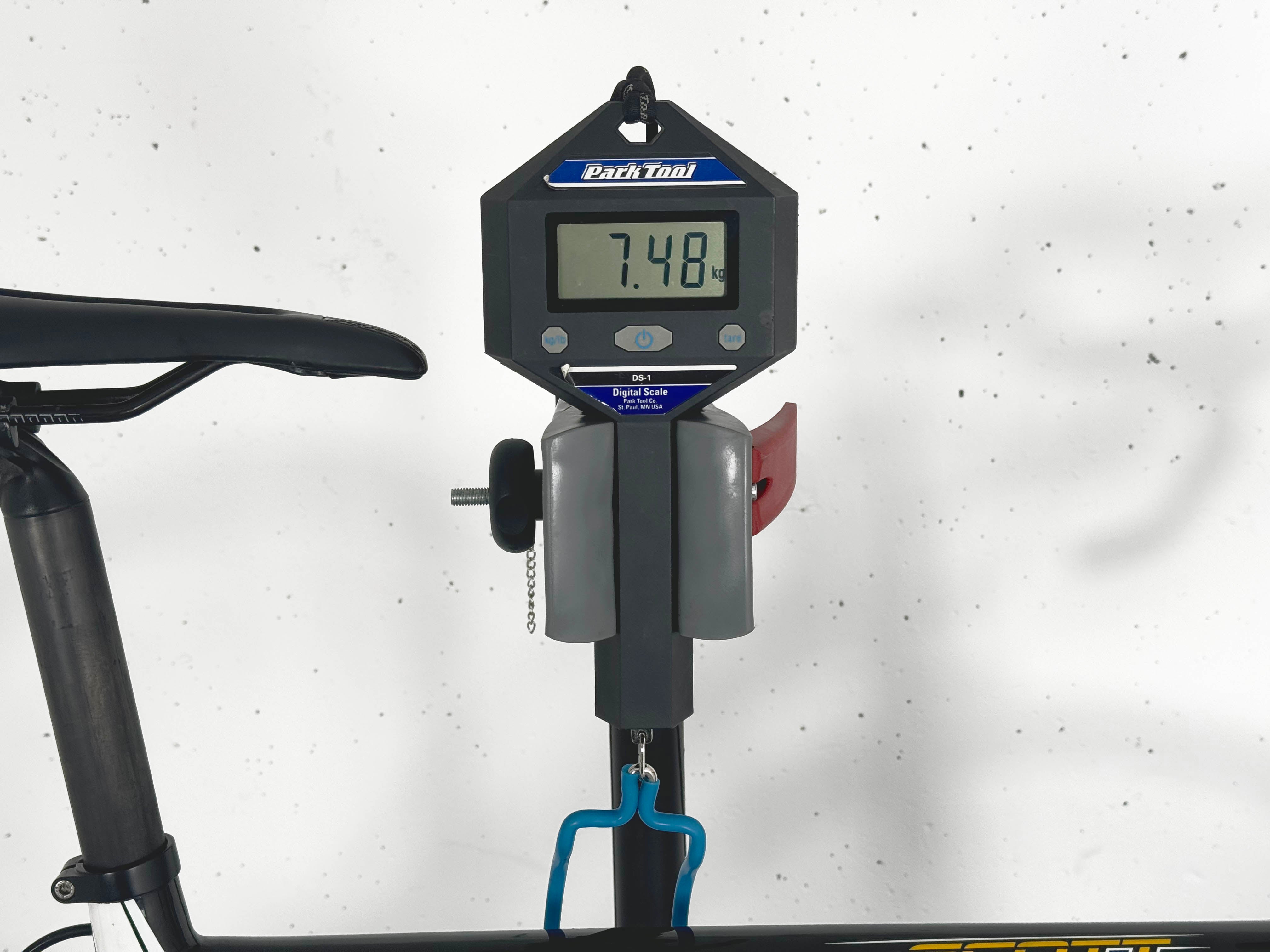 Scott Addict R4 Sram Rival Taille 54 / Roues Mavic Akisum One
