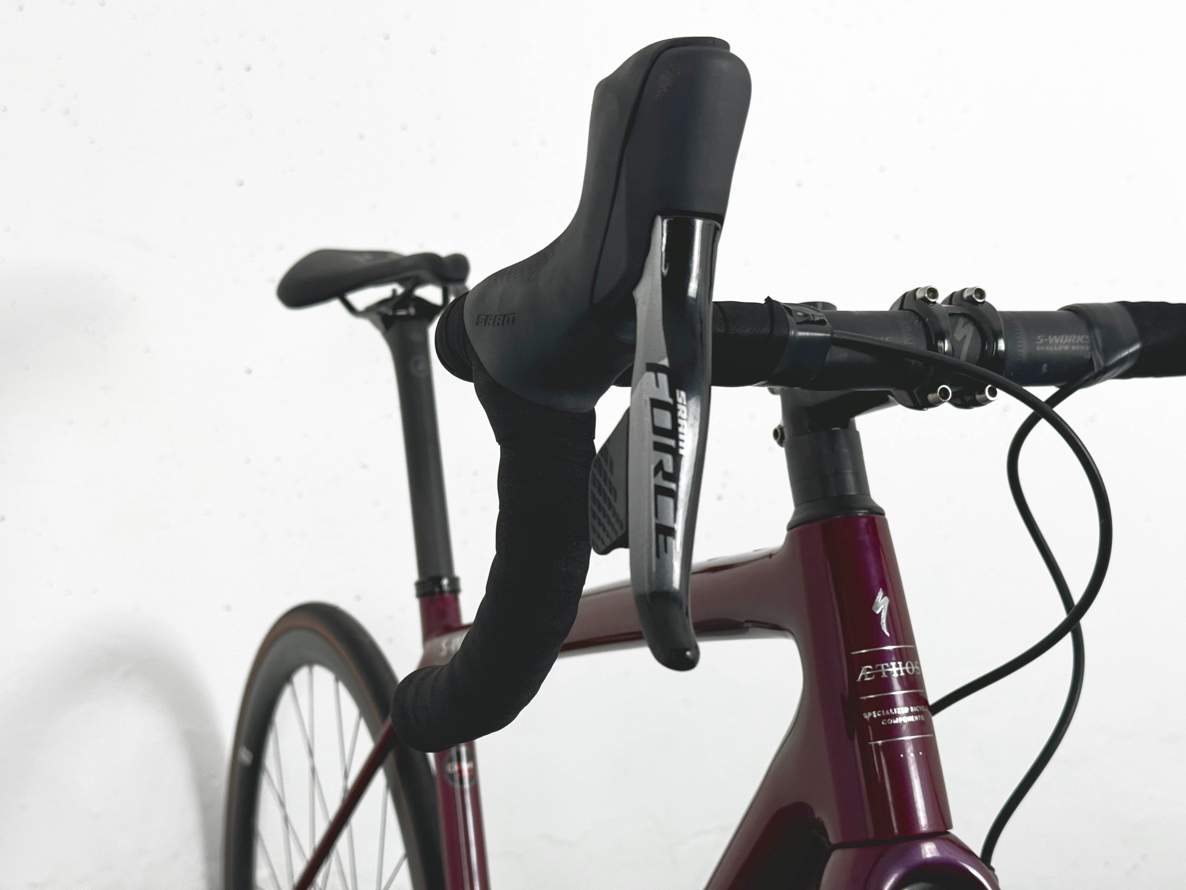 Spécialized Aethos S-Works Sram Force AXS Taille 54 / Roues Roval Alpinist