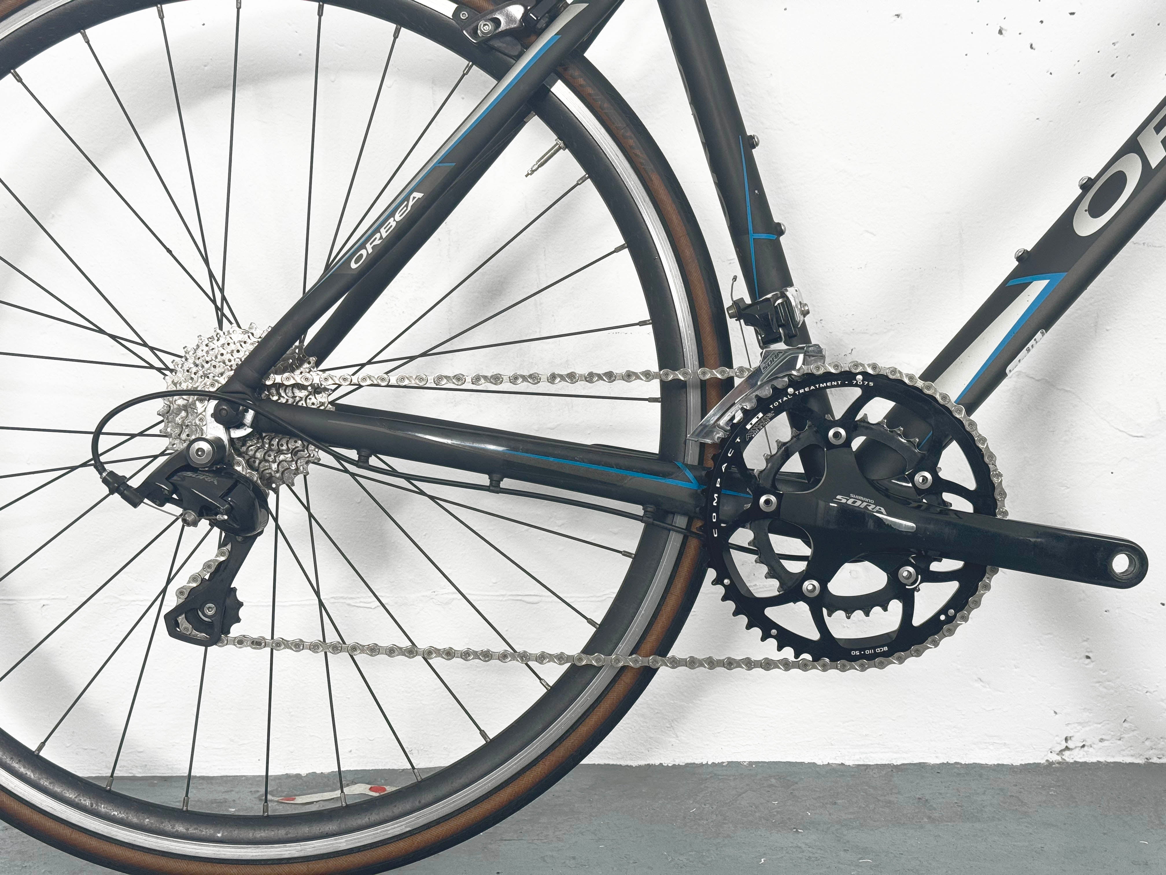 Orbea Avant H30 Shimano Sora Taille 55 / Roues Rodi