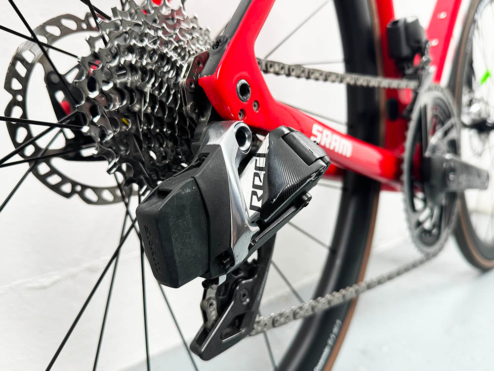 Trek Emonda SLR 800 Sram Red AXS Taille 54 / Sam Oomen / Roues Mavic Cosmic S42