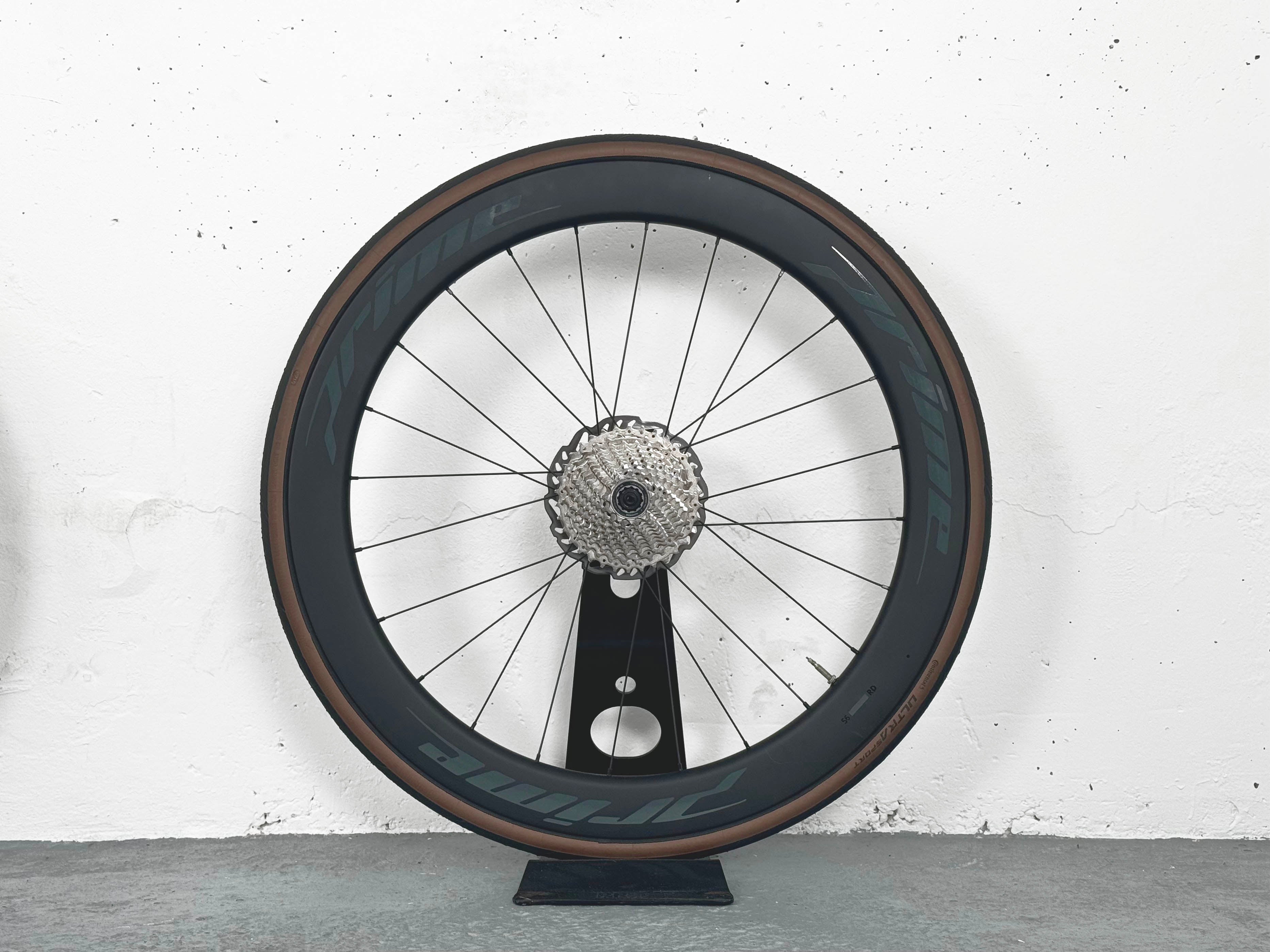 Paire de roue Prime RD-56 Carbon à disque pneus