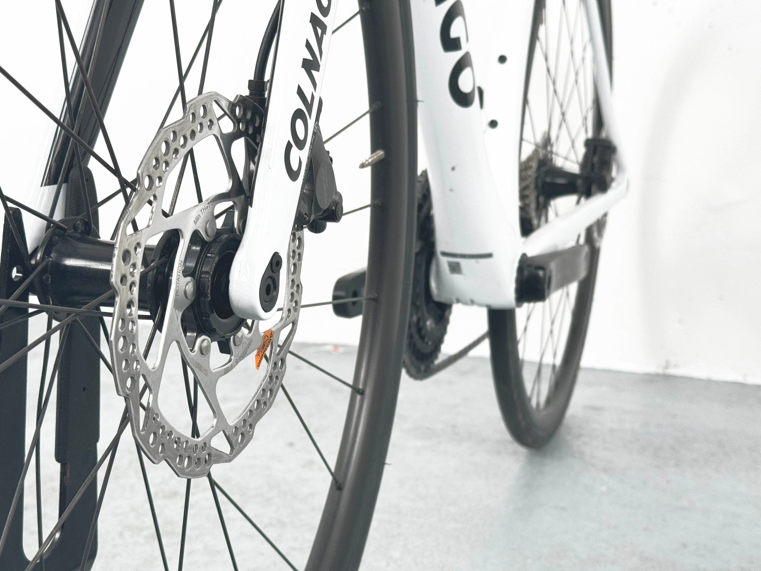 Colnago V3 52s Shimano 105 Di2 12s Taille 54 / Roues Rodi FW Disc