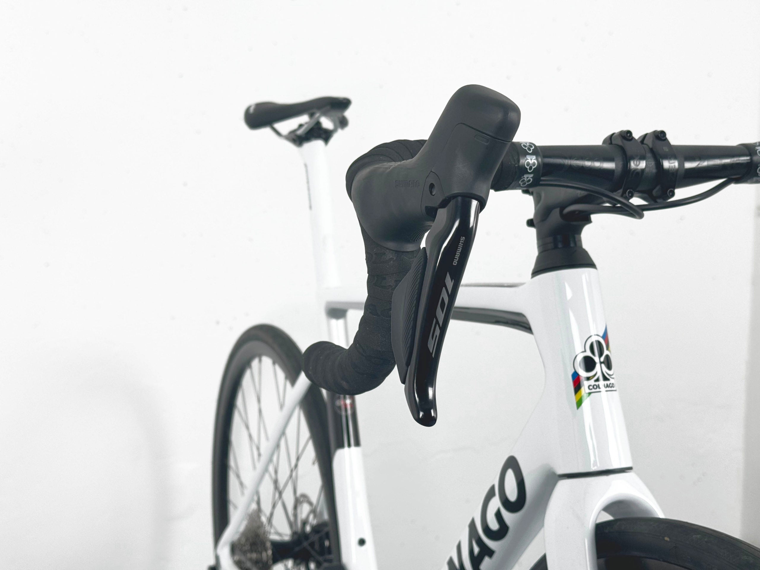 Colnago V3 52s Shimano 105 Di2 12s Taille 54 / Roues Rodi FW Disc