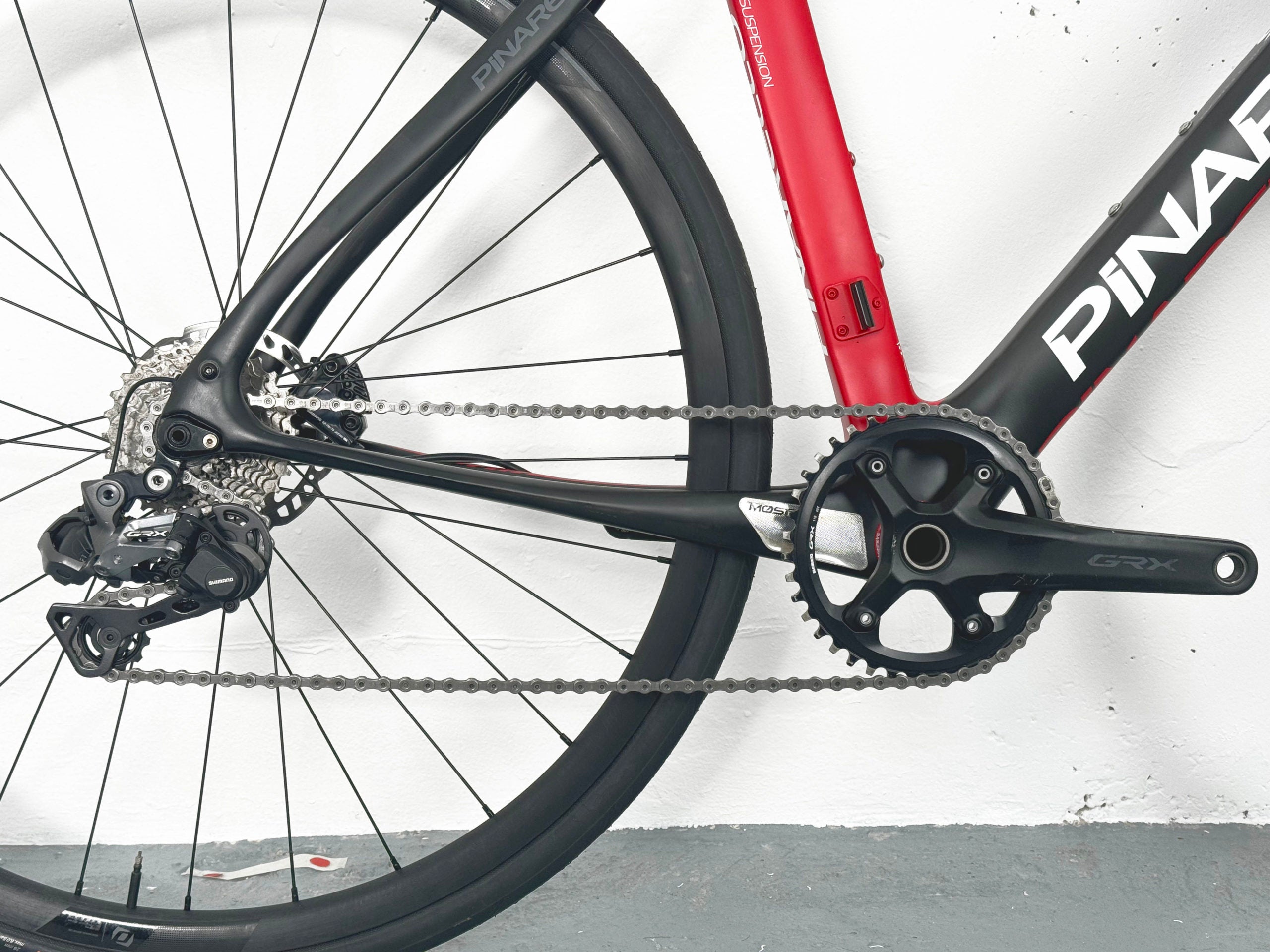 Pinarello Gan GRS T900 Shimano GRX di2 Taille 53 / Roues Syncros RP 2.0 Disc