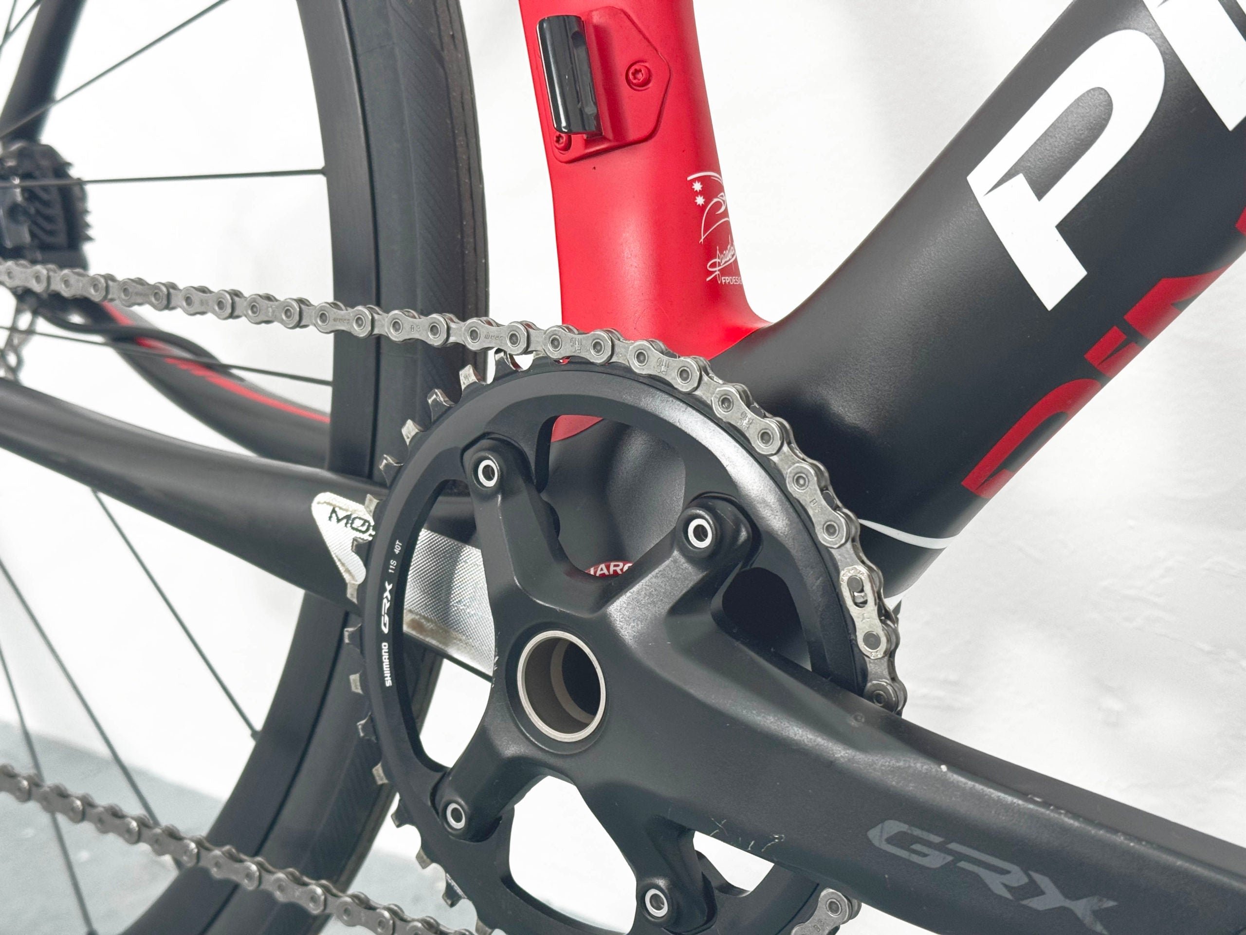 Pinarello Gan GRS T900 Shimano GRX di2 Taille 53 / Roues Syncros RP 2.0 Disc