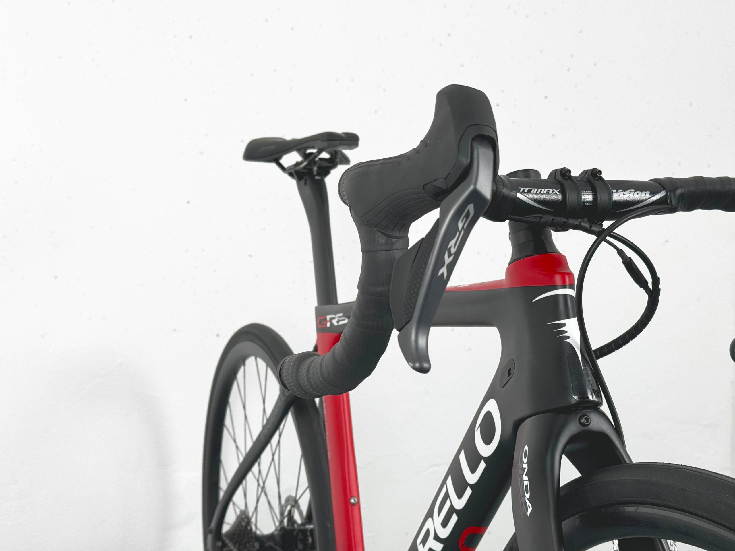 Pinarello Gan GRS T900 Shimano GRX di2 Taille 53 / Roues Syncros RP 2.0 Disc