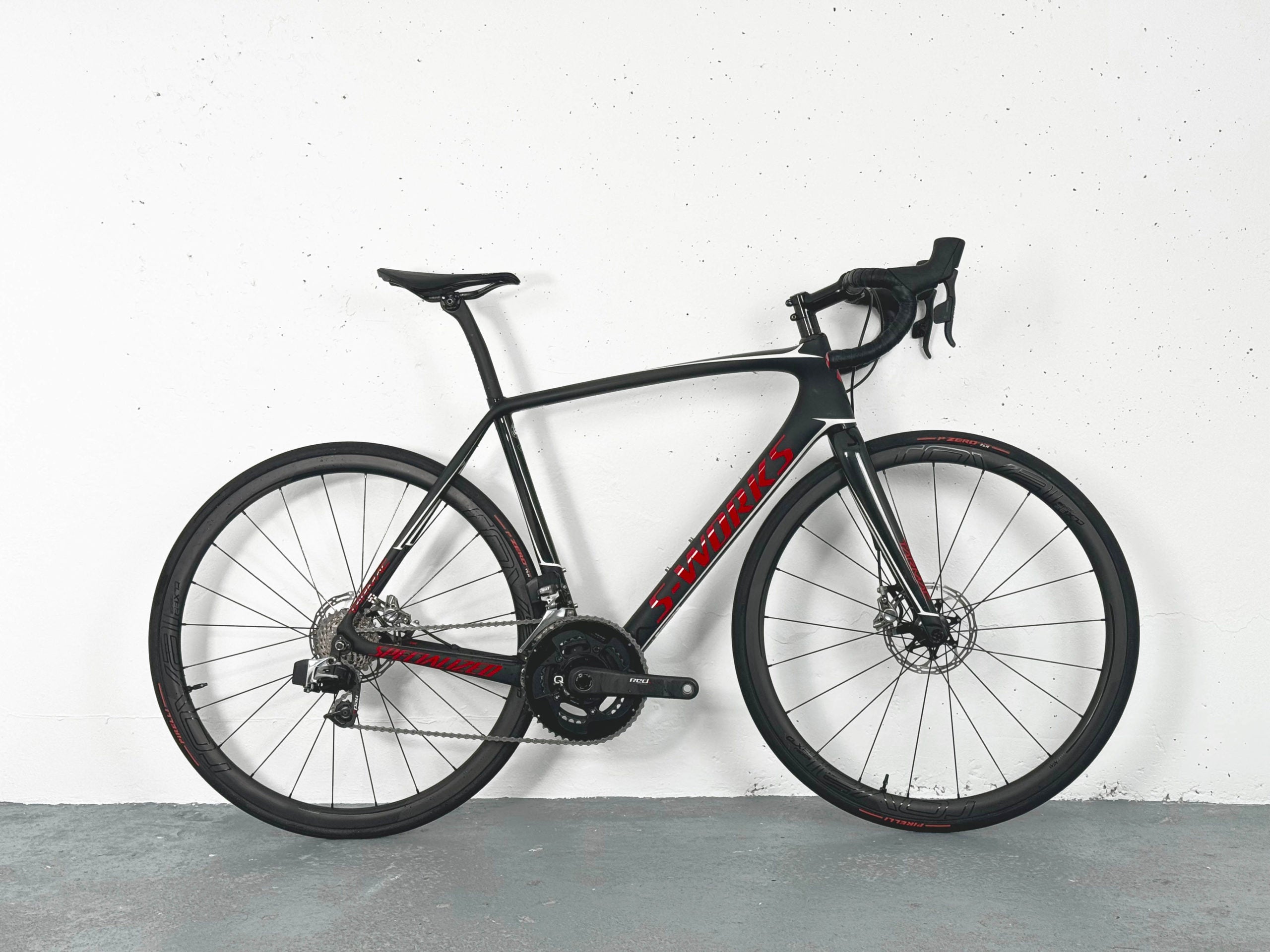 Specialized Tarmac SL5 S-Works Sram Red eTap Taille 56 / Roues Roval Rapide CLX 32 Disc