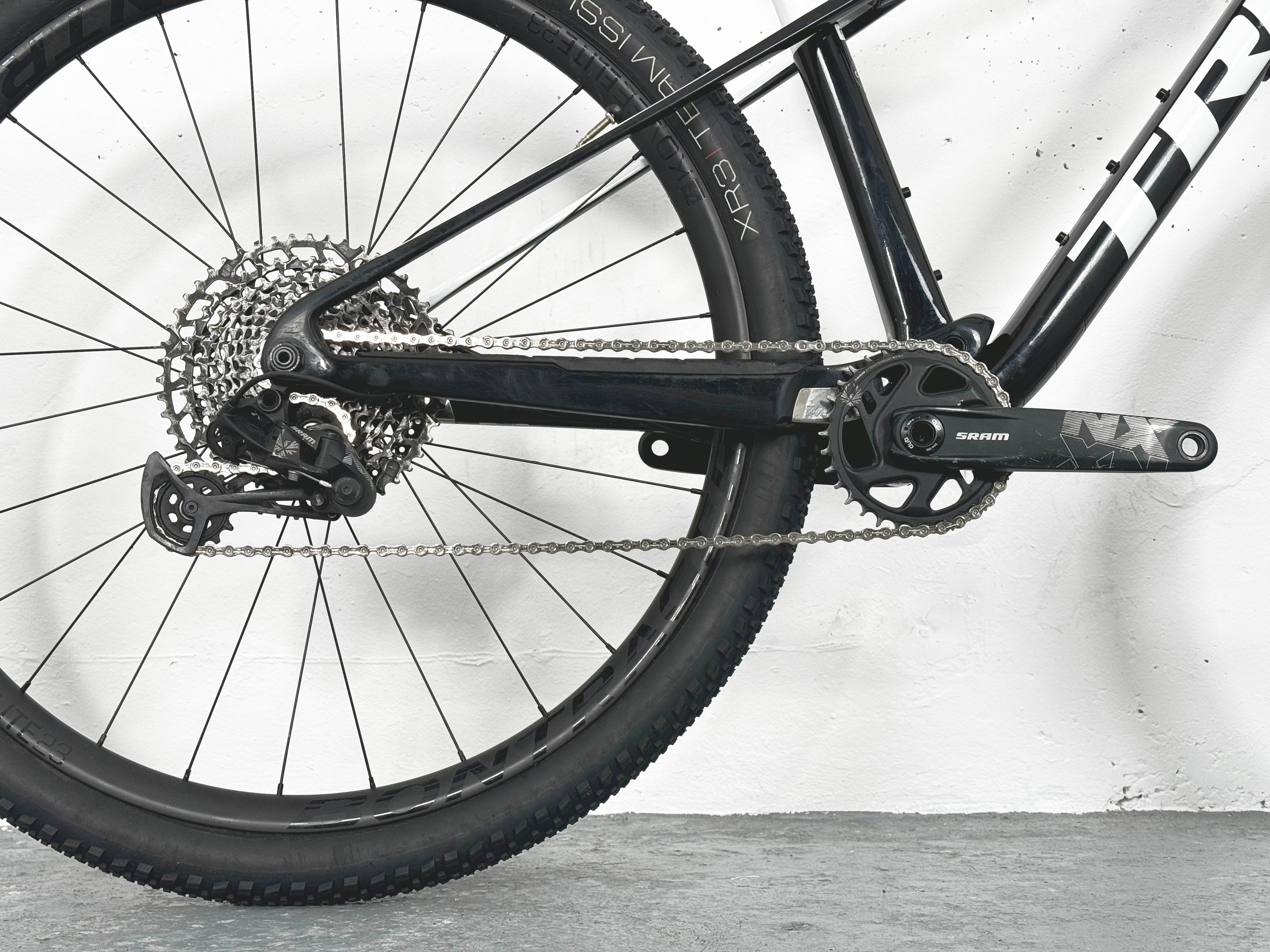 Trek Supercaliber 9.7 Sram NX Taille M-L / Roues Bontrager Kovee Elite 23