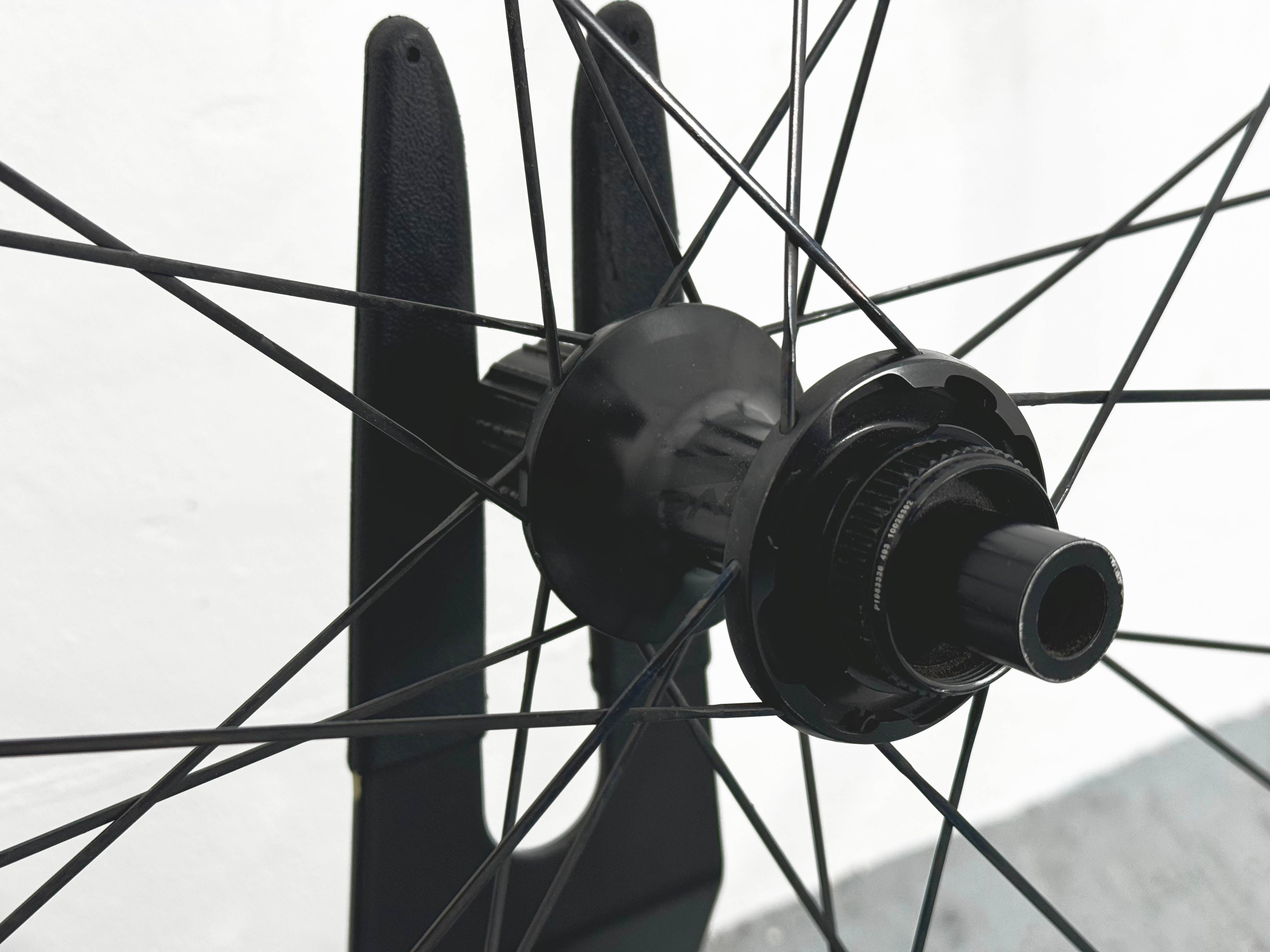 Paire de roue Roval Alpinist CLX 622x21 Carbon à disque pneus