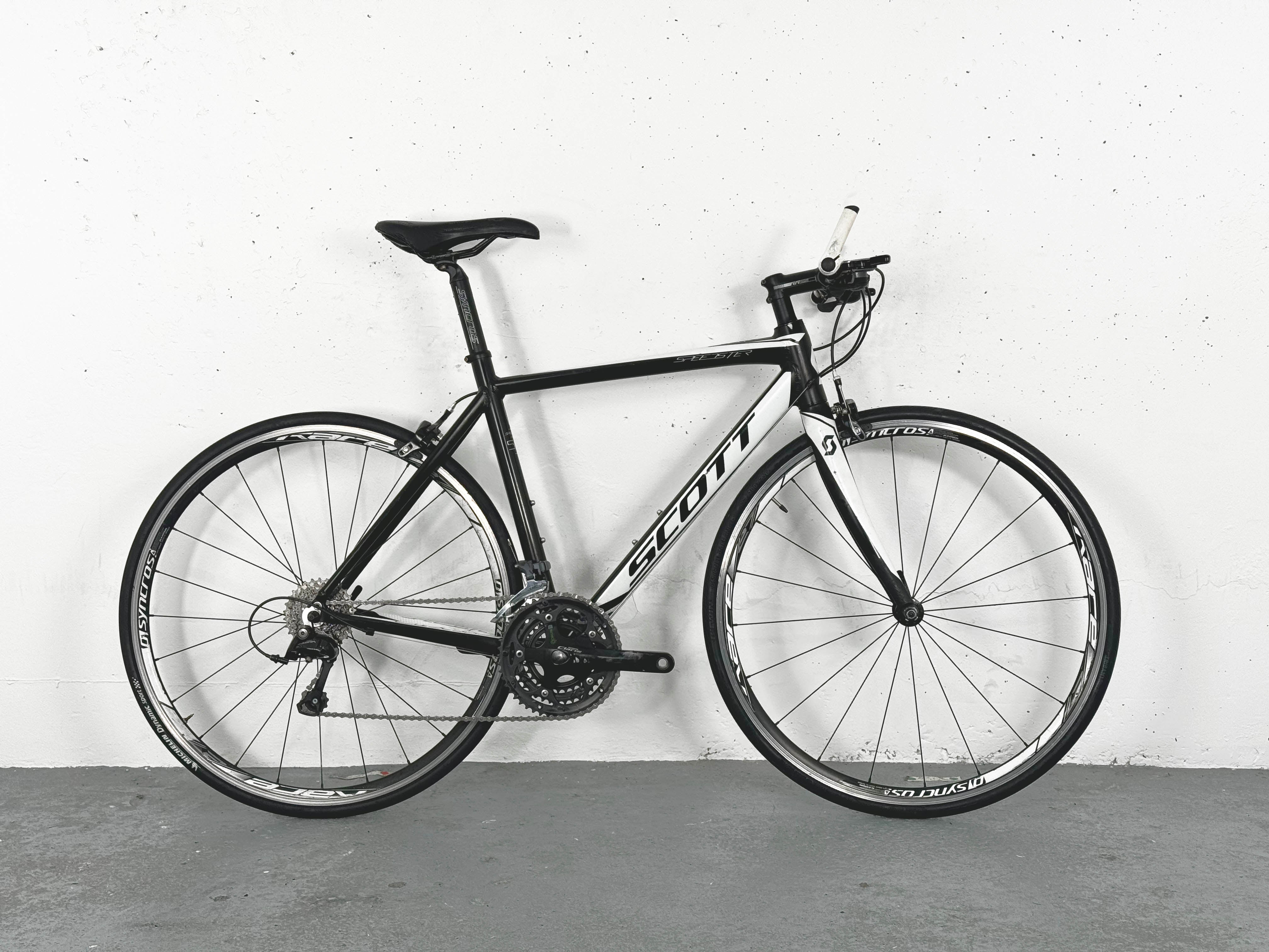 Scott SPEEDSTER 50 Shimano Claris Taille 52 / Roues Syncros Race