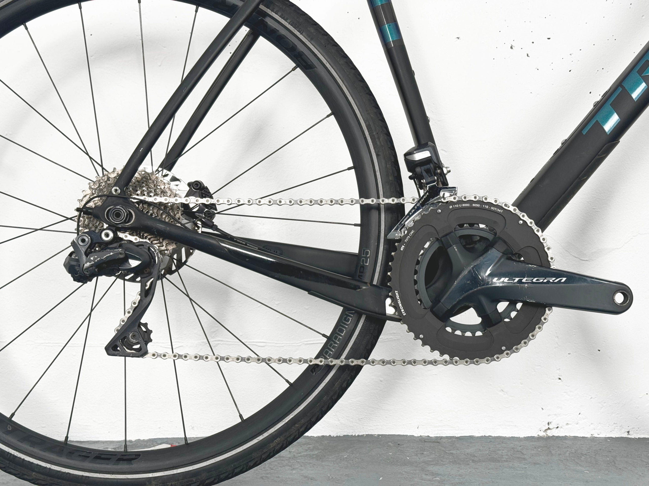 Trek Checkpoint SL Shimano Ultegra Di2 Taille 56 / Roues Bontrager Paradigm Comp 25