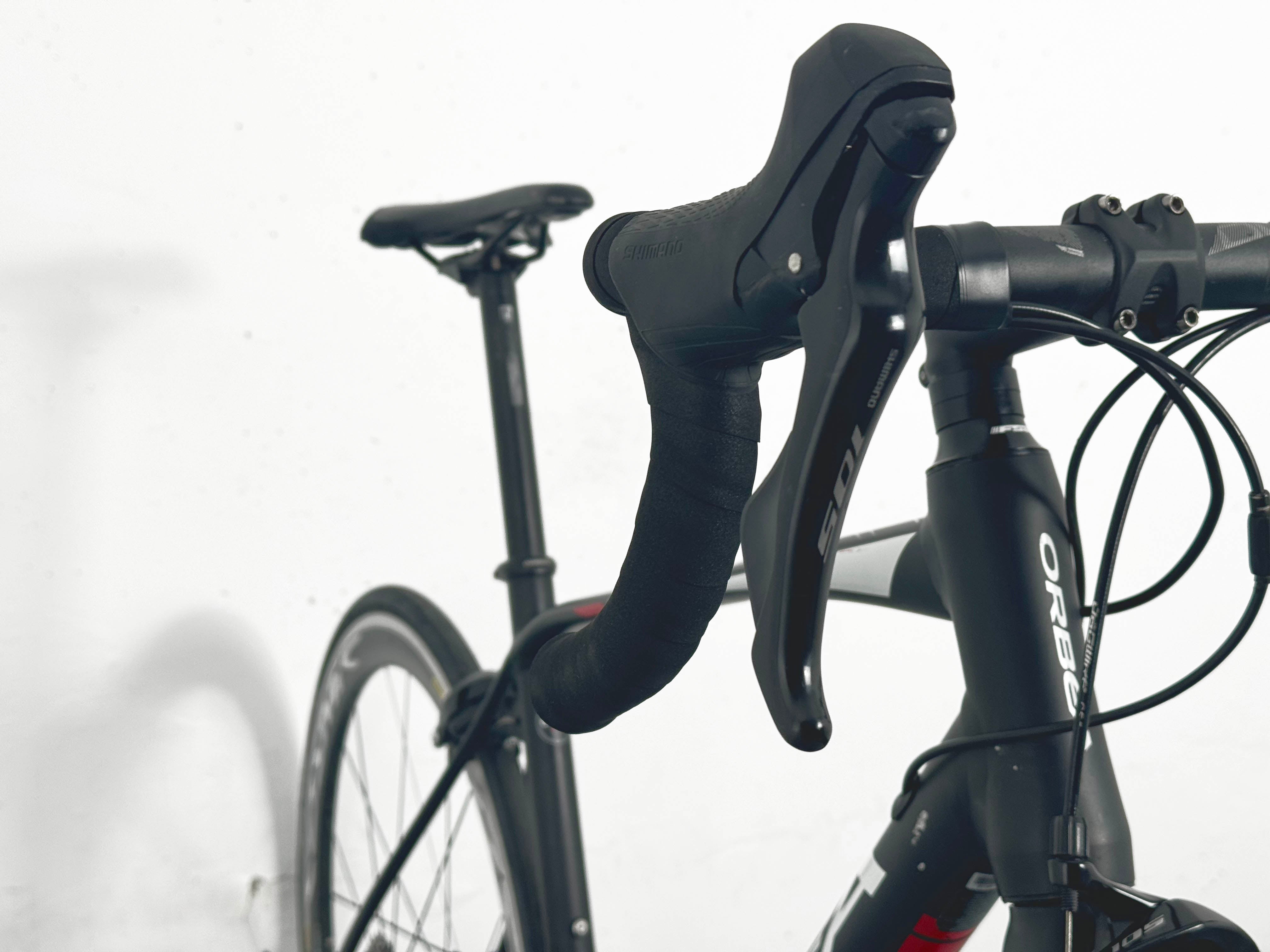 Orbea Avant Shimano 105 Taille 53 / Roues Mavic Cosmic Carbon