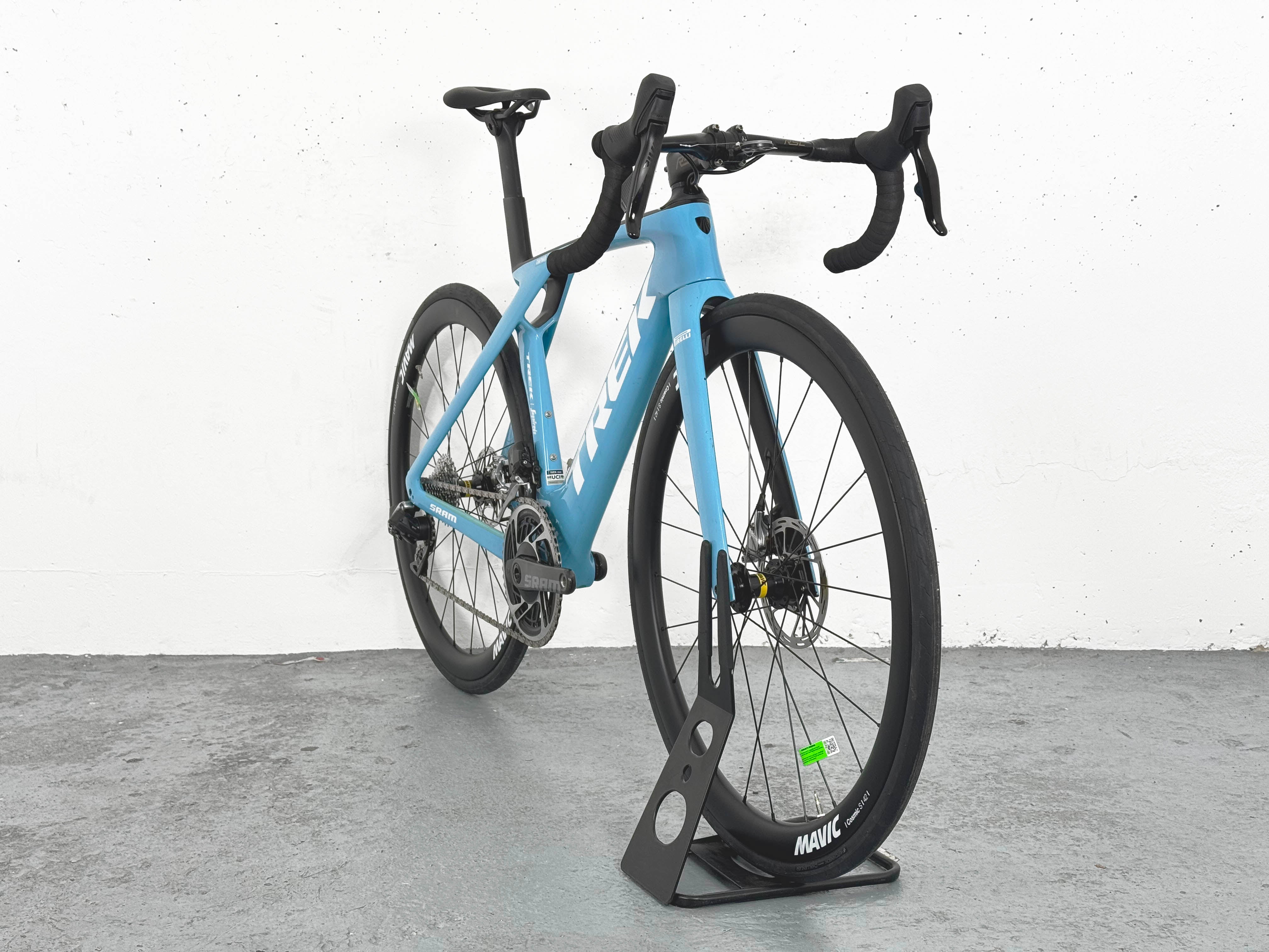 Trek Madone SLR 9 gen 7 Sram Red AXS Taille 52 / Roues Mavic Cosmic SL 42