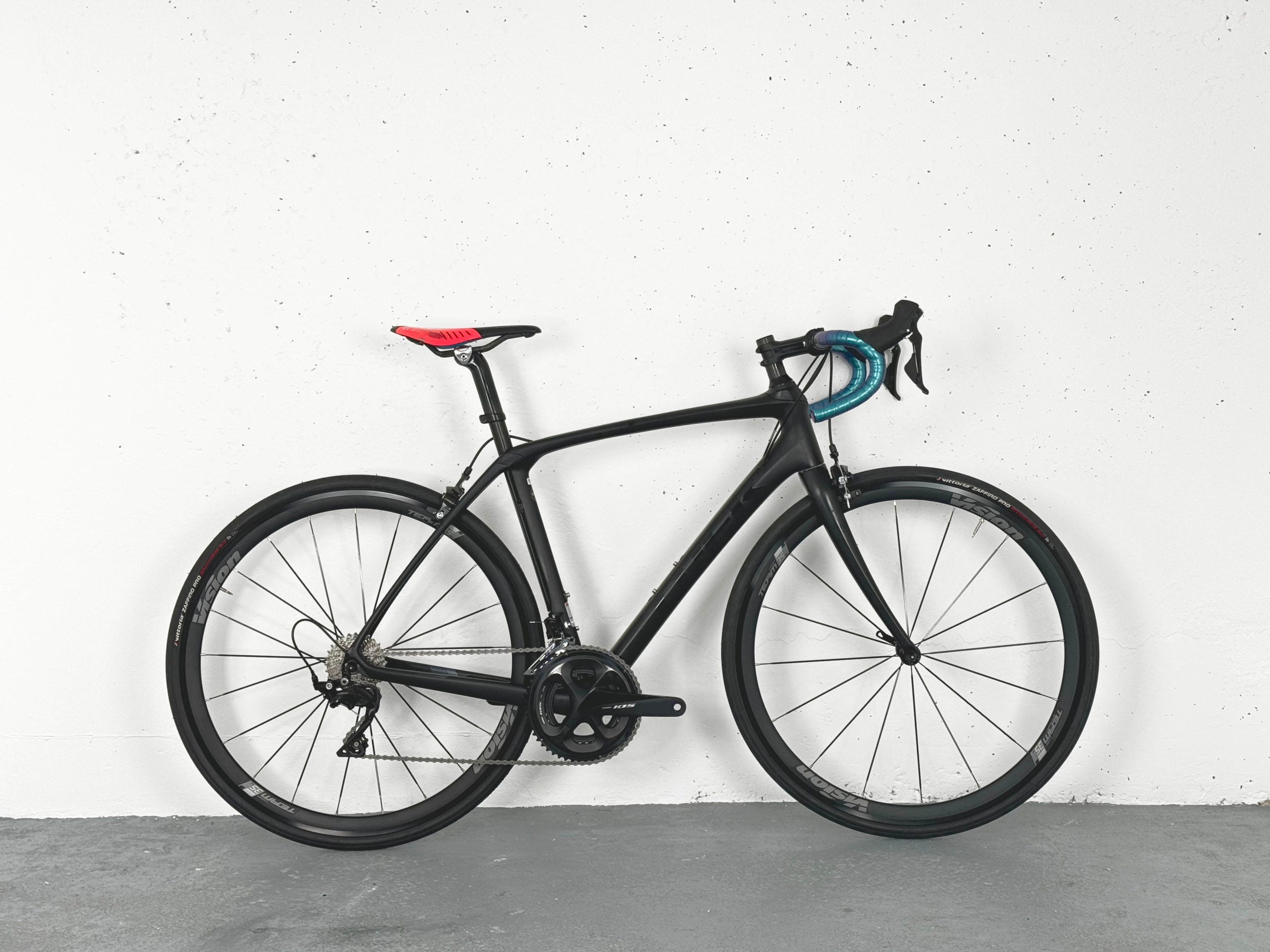 Trek Domane SLR Taille 54 - Shimano 105 / Roues Vision Team 30