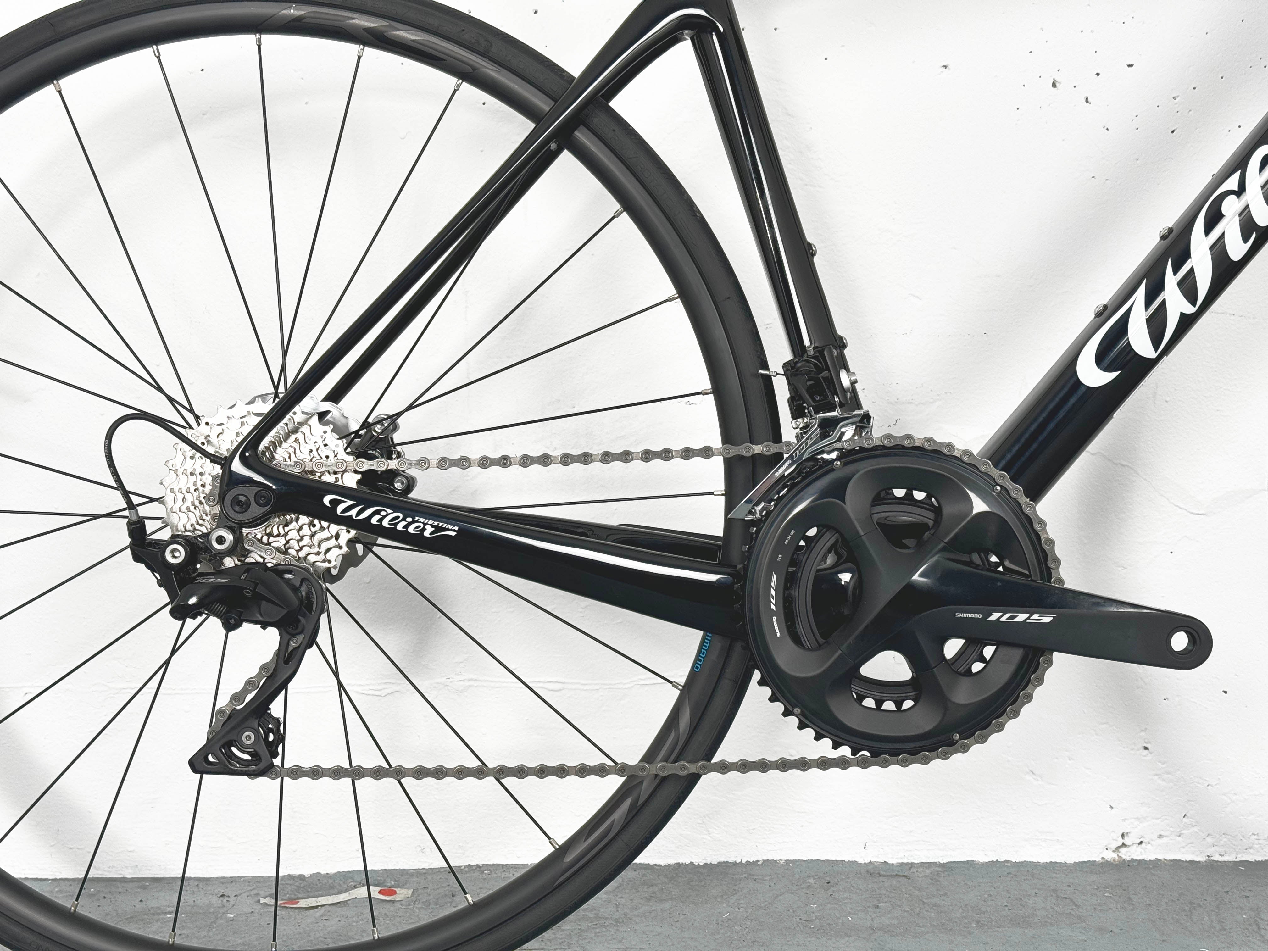 Wilier-Triestina GTR Team Shimano 105 Taille M / Roues Shimano RS171