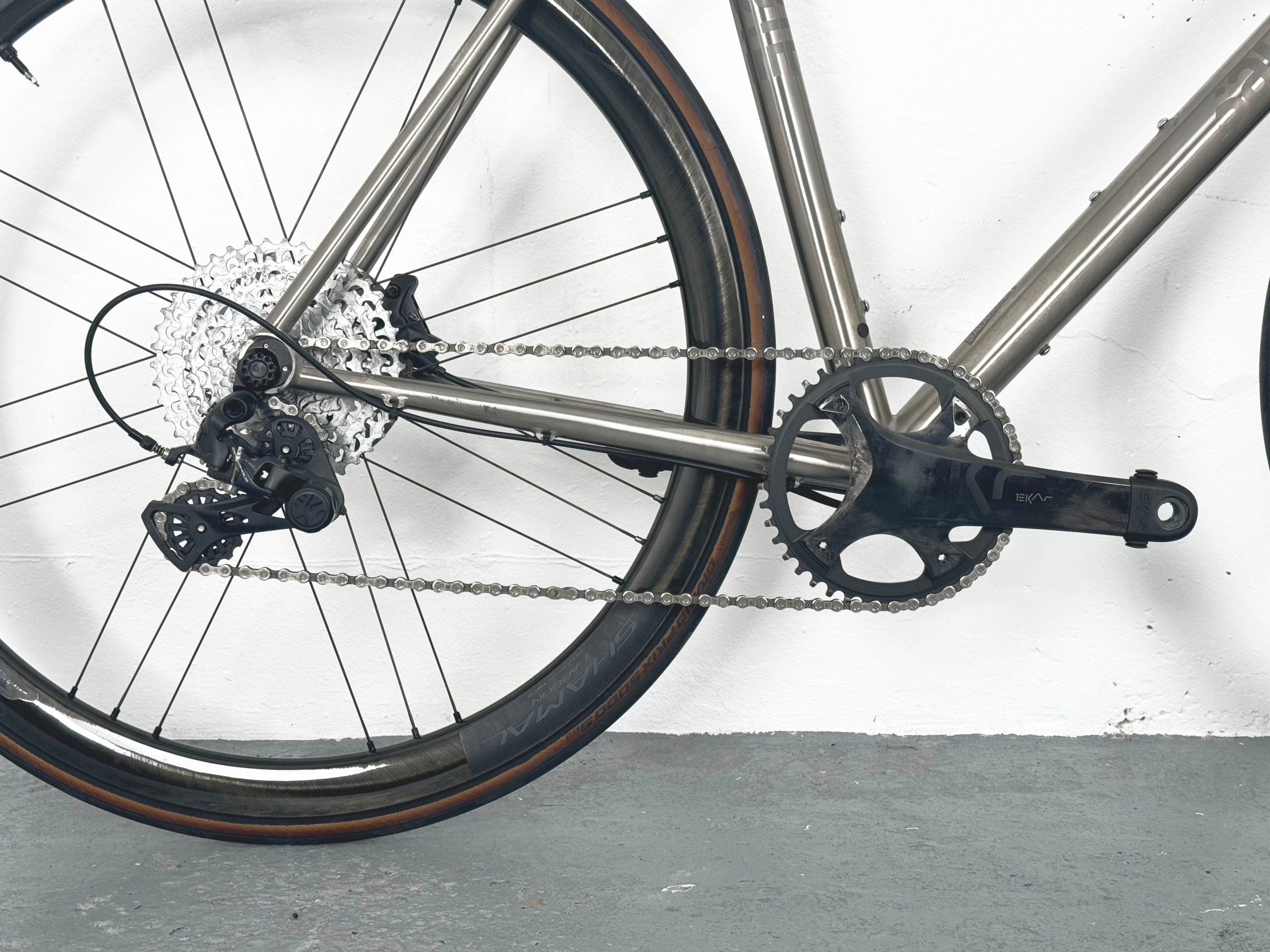 Sauvage La Route Titane Campagnolo Ekar 13s Taille 56 / Roues Campagnolo Shamal Disc