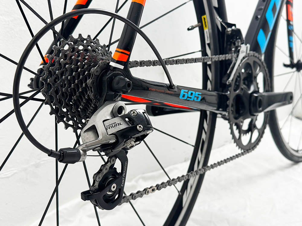 Look 695 UD ZR Sram Rival Taille 53 / Roues Mavic Aksium