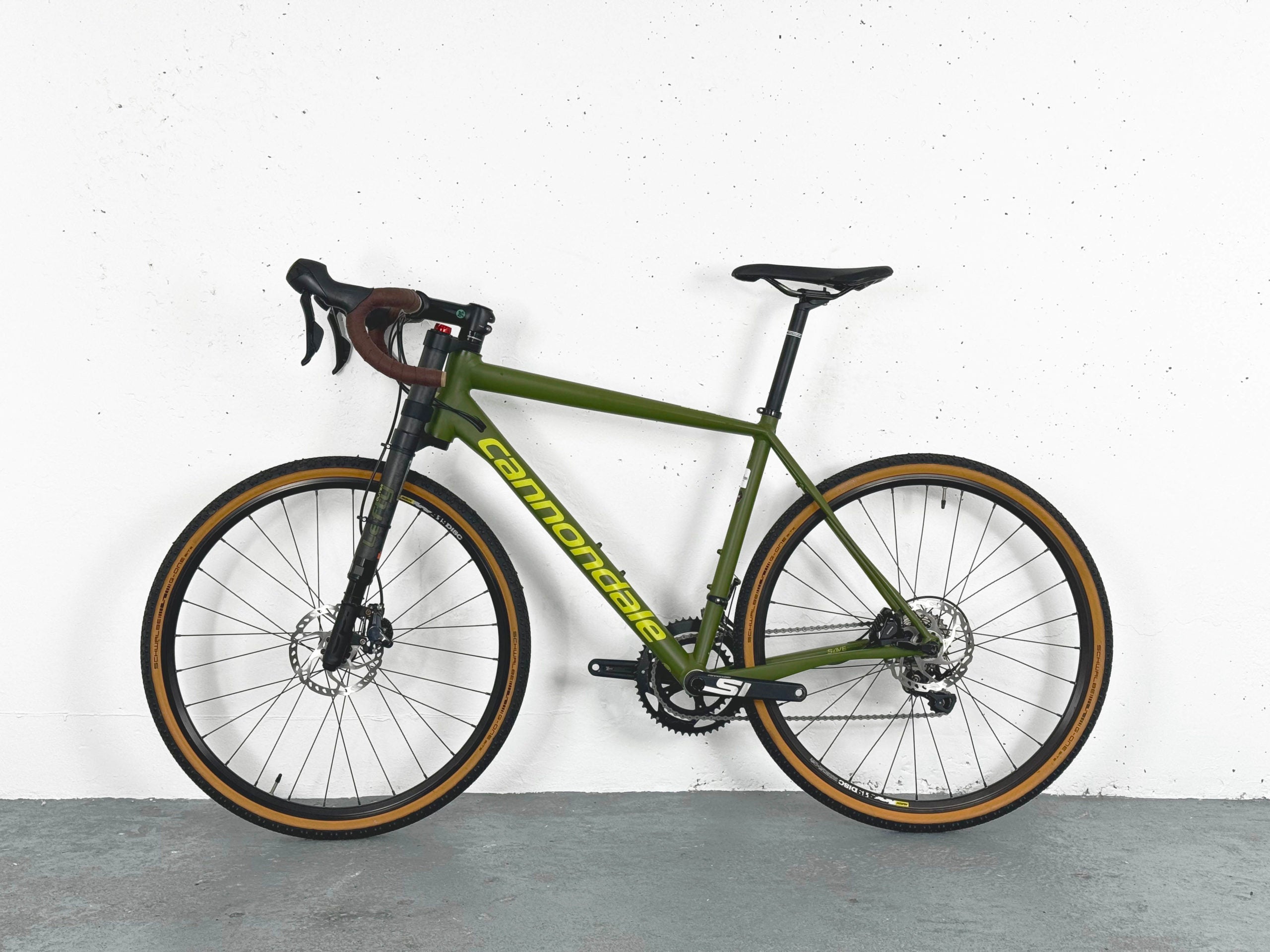 Cannondale Slate Shimano 105 Taille 56 / Roues Mavic XM 419 Disc