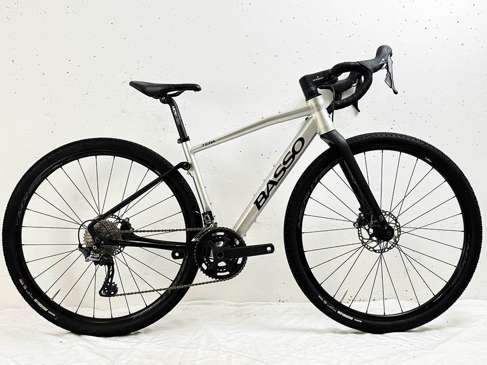 Basso Tera Gravel Shimano GRX Taille 50 / Roues BlackJack MX25