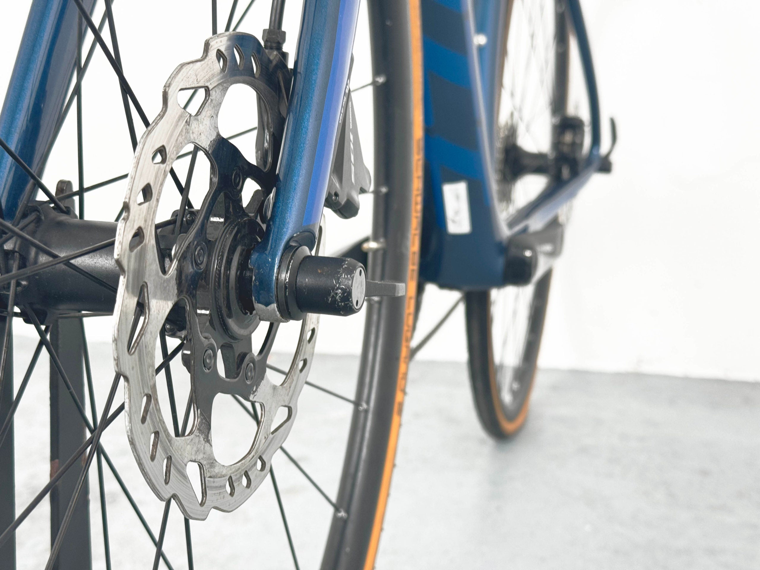 Scott Addict 20 Disc Shimano 105 Taille 54 / Roues Syncros RP 2.0 Disc