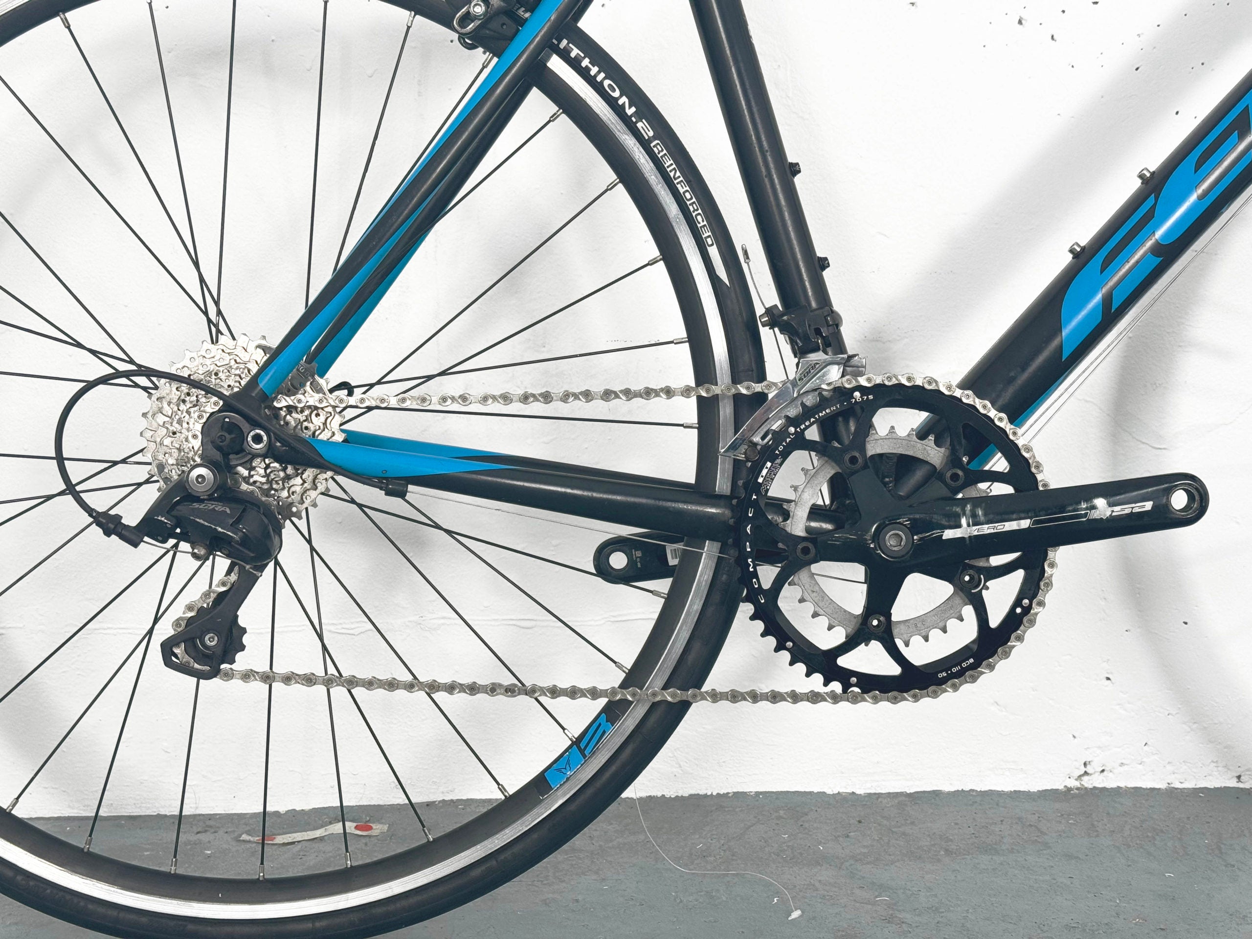 Felt Z95 Shimano Sora Taille L / Roues RSL3