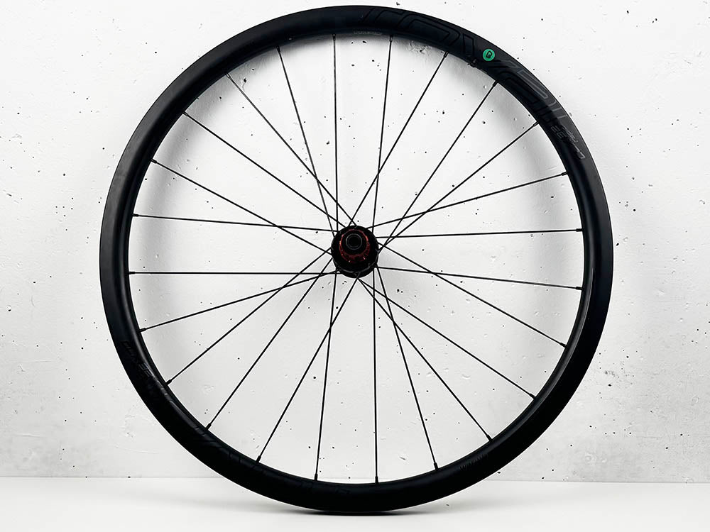 Paire de roues ROVAL RAPIDE CLX 32 à disque pneus