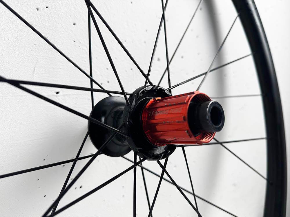 Paire de roues ROVAL RAPIDE CLX 32 à disque pneus