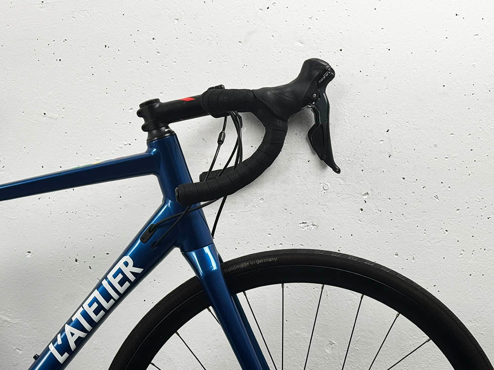 Cube Attain Pro Shimano Sora Taille 54 / Roues Cube alu