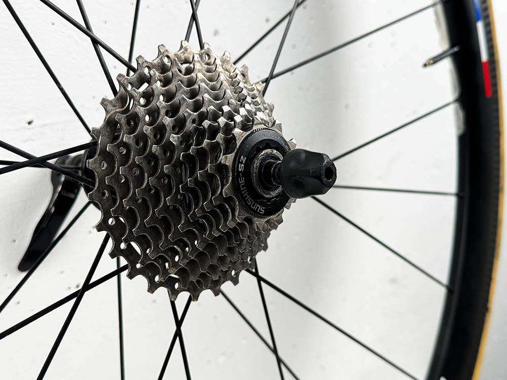 Paire de roues BASALTWHEELS C38 freinage à patins boyaux
