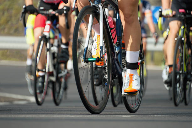 Un gravel avec des roues de route ? La solution la plus polyvalente ?