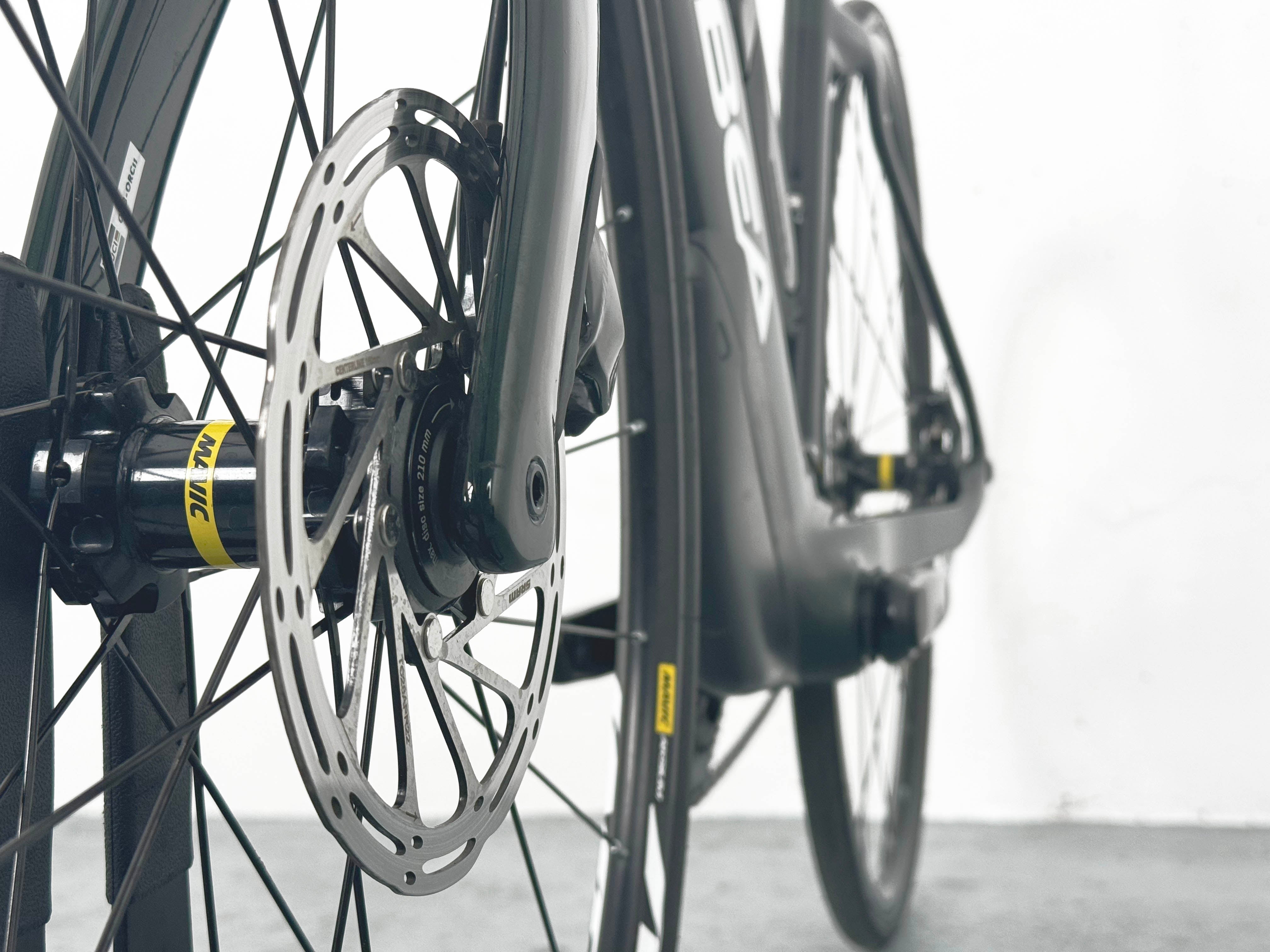 Orbea Orca Aero M31 Sram Rival AXS Taille 56 / Roues Mavic Aksium