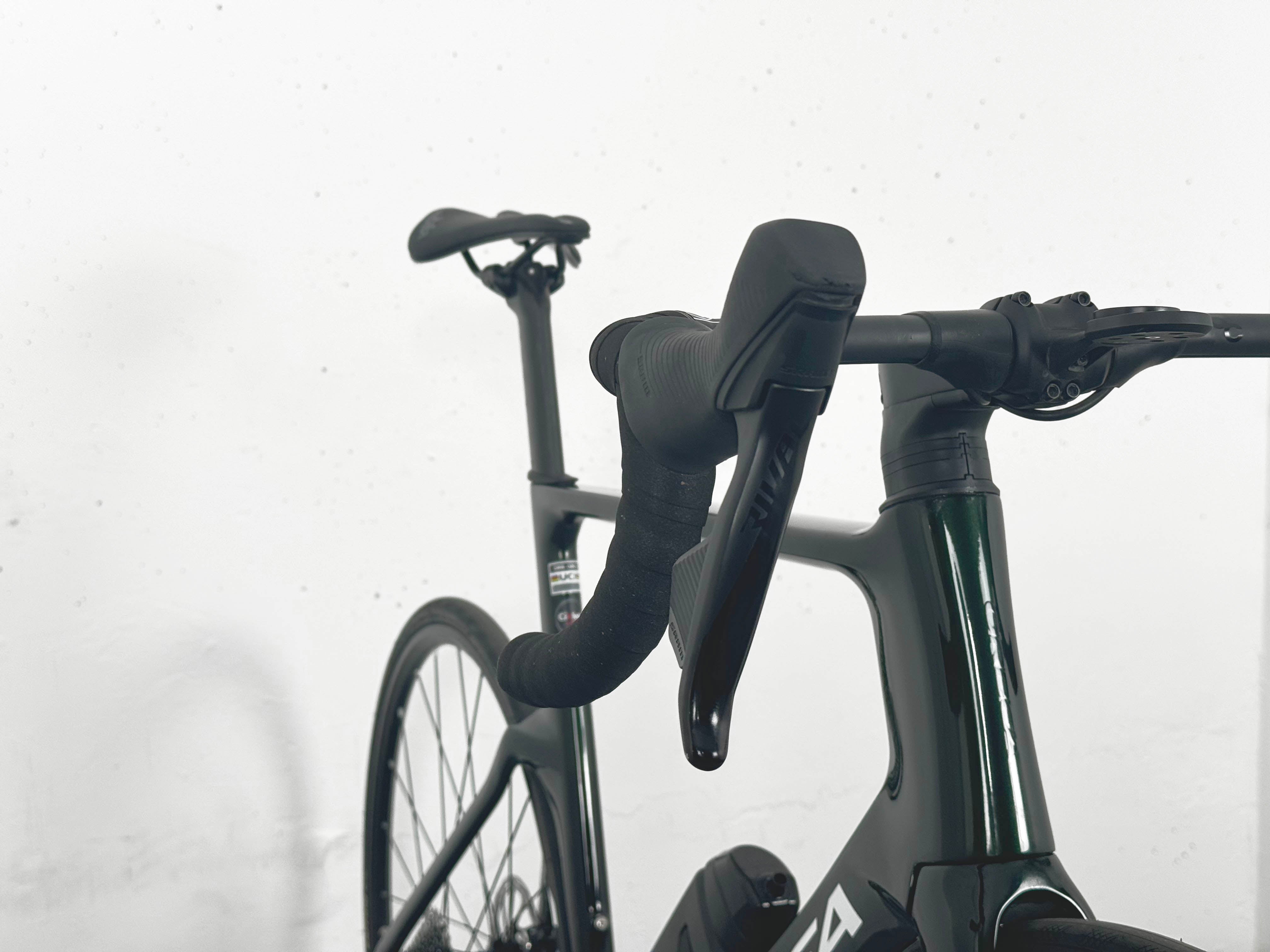 Orbea Orca Aero M31 Sram Rival AXS Taille 56 / Roues Mavic Aksium