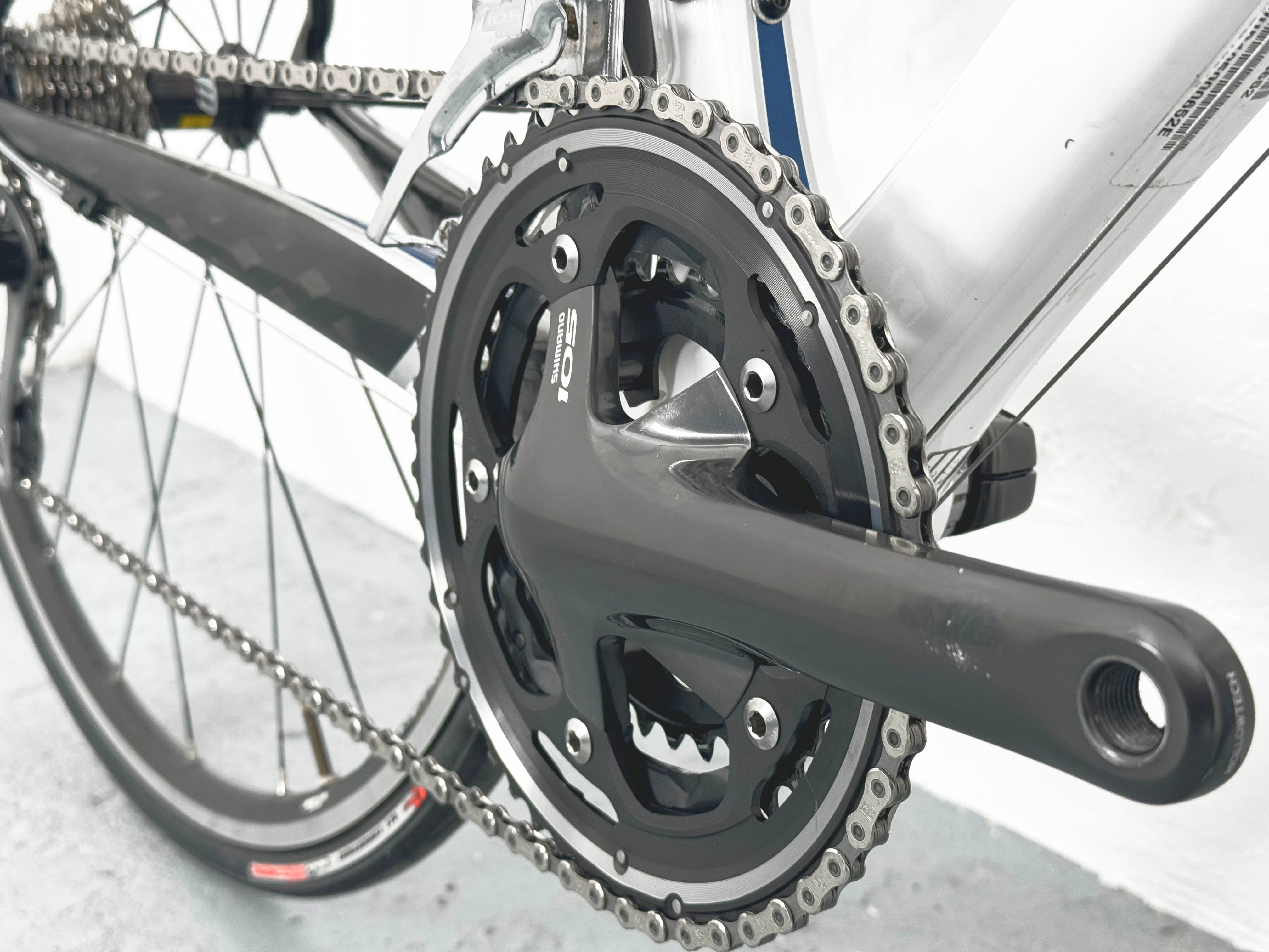 Specialized Roubaix Comp SL2 Saxo Bank Shimano 105 Taille 52 / Roues Mavic Aksium Race