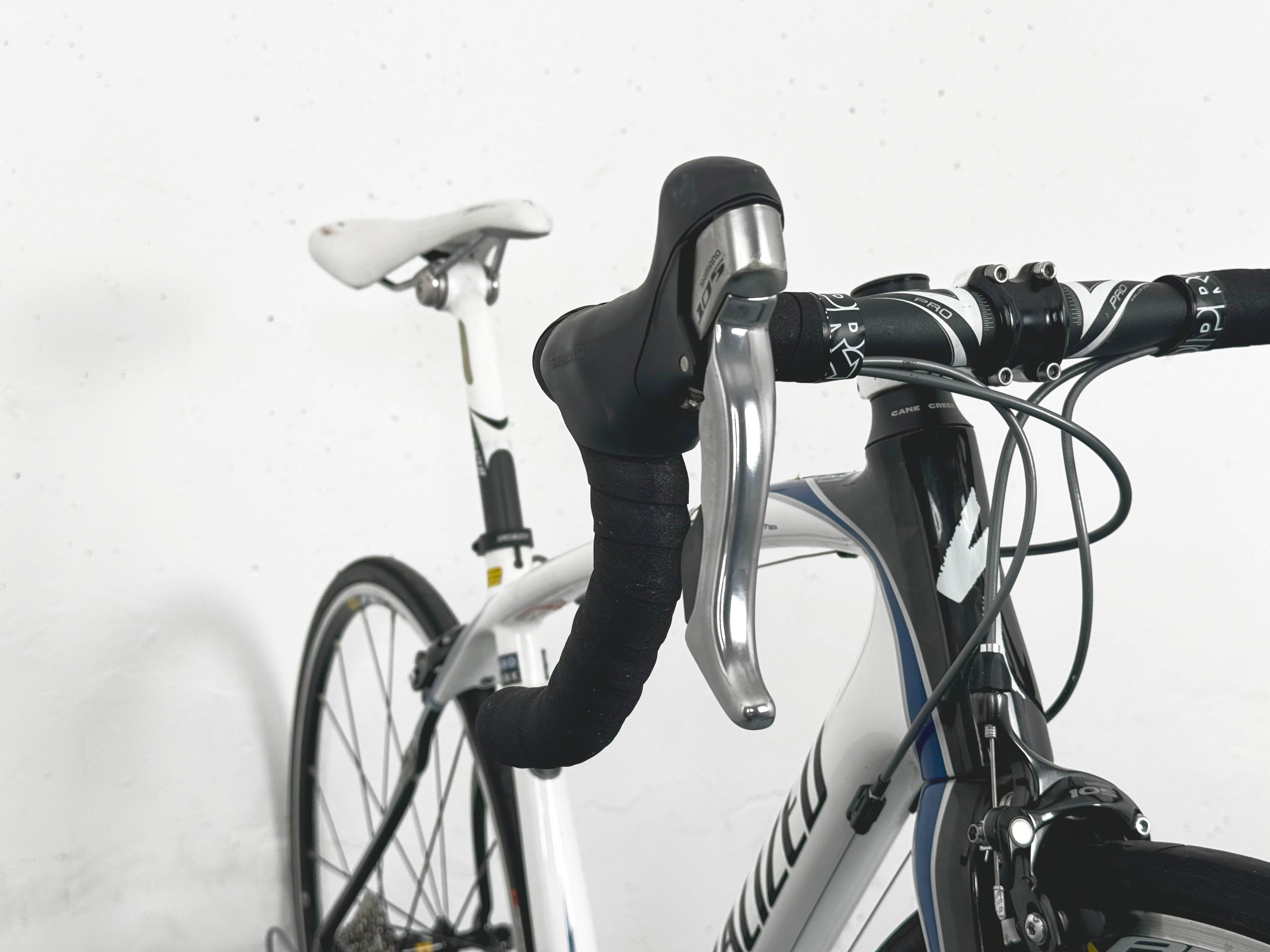 Specialized Roubaix Comp SL2 Saxo Bank Shimano 105 Taille 52 / Roues Mavic Aksium Race