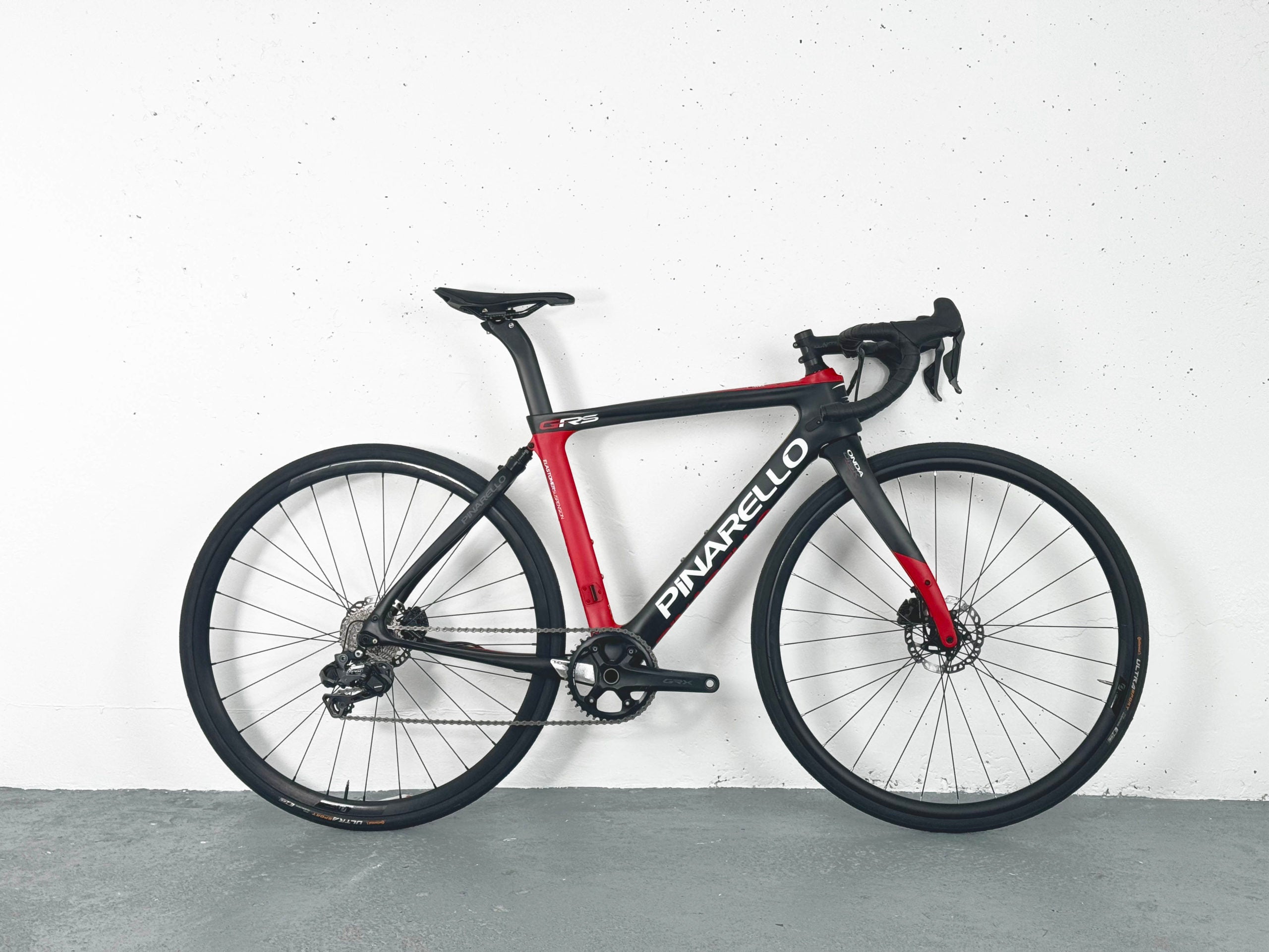 Pinarello Gan GRS T900 Shimano GRX di2 Taille 53 / Roues Syncros RP 2.0 Disc