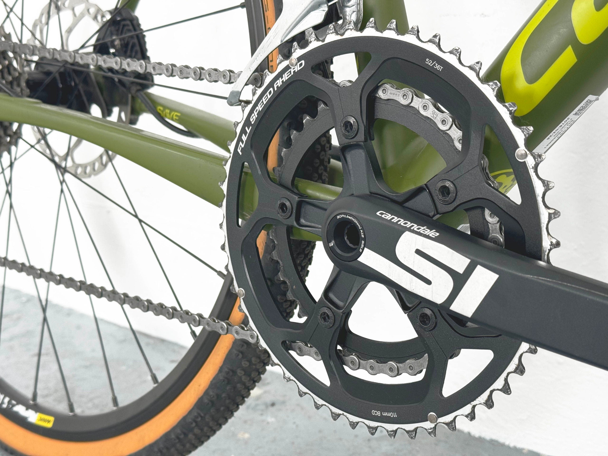 Cannondale Slate Shimano 105 Taille 56 / Roues Mavic XM 419 Disc