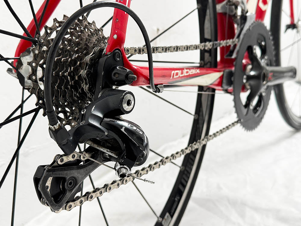 Specialized SL4 Roubaix Shimano Ultegra 10v Taille 53 / Roues DT Swiss Dicut R20