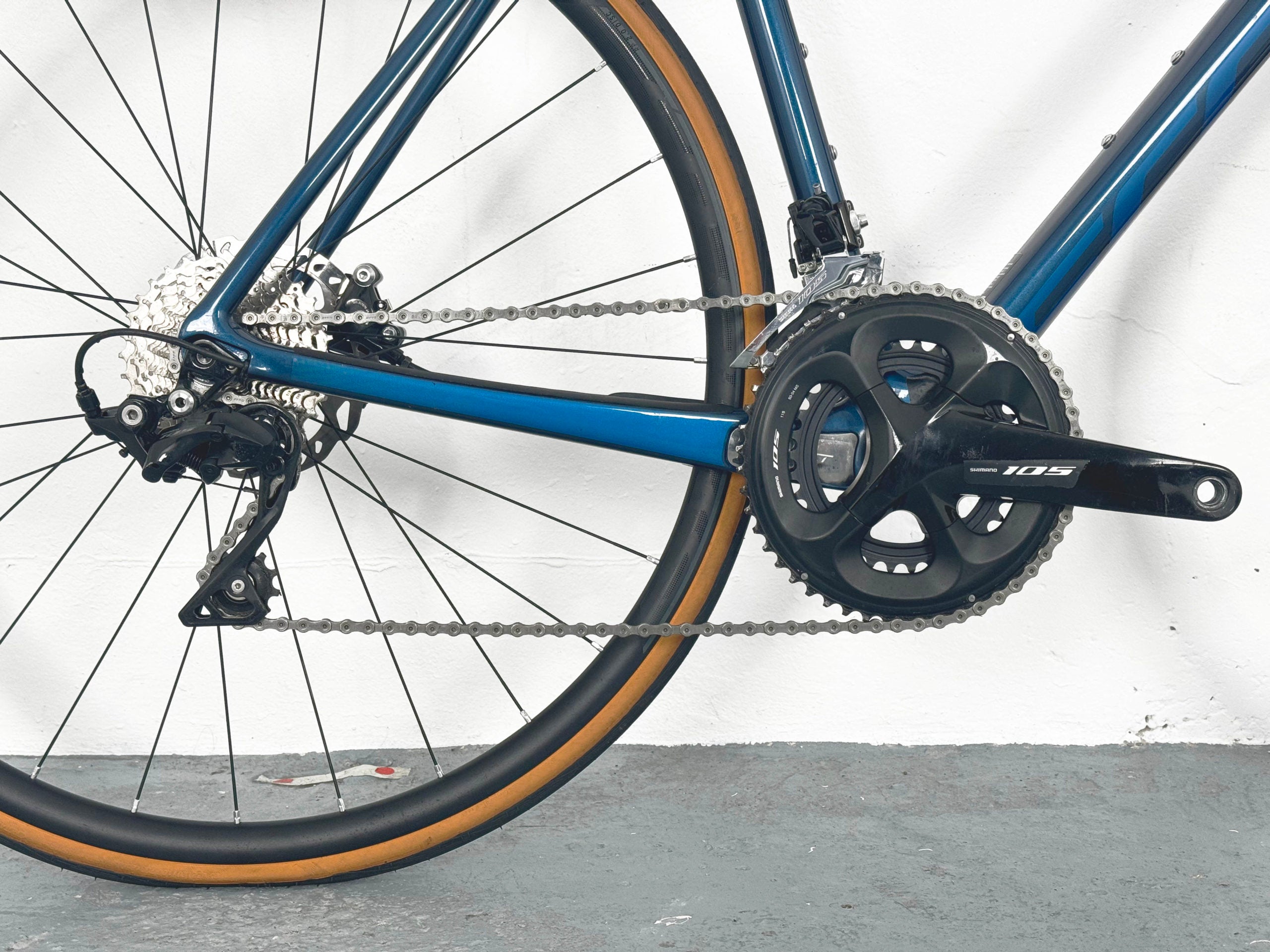 Scott Addict 20 Disc Shimano 105 Taille 54 / Roues Syncros RP 2.0 Disc